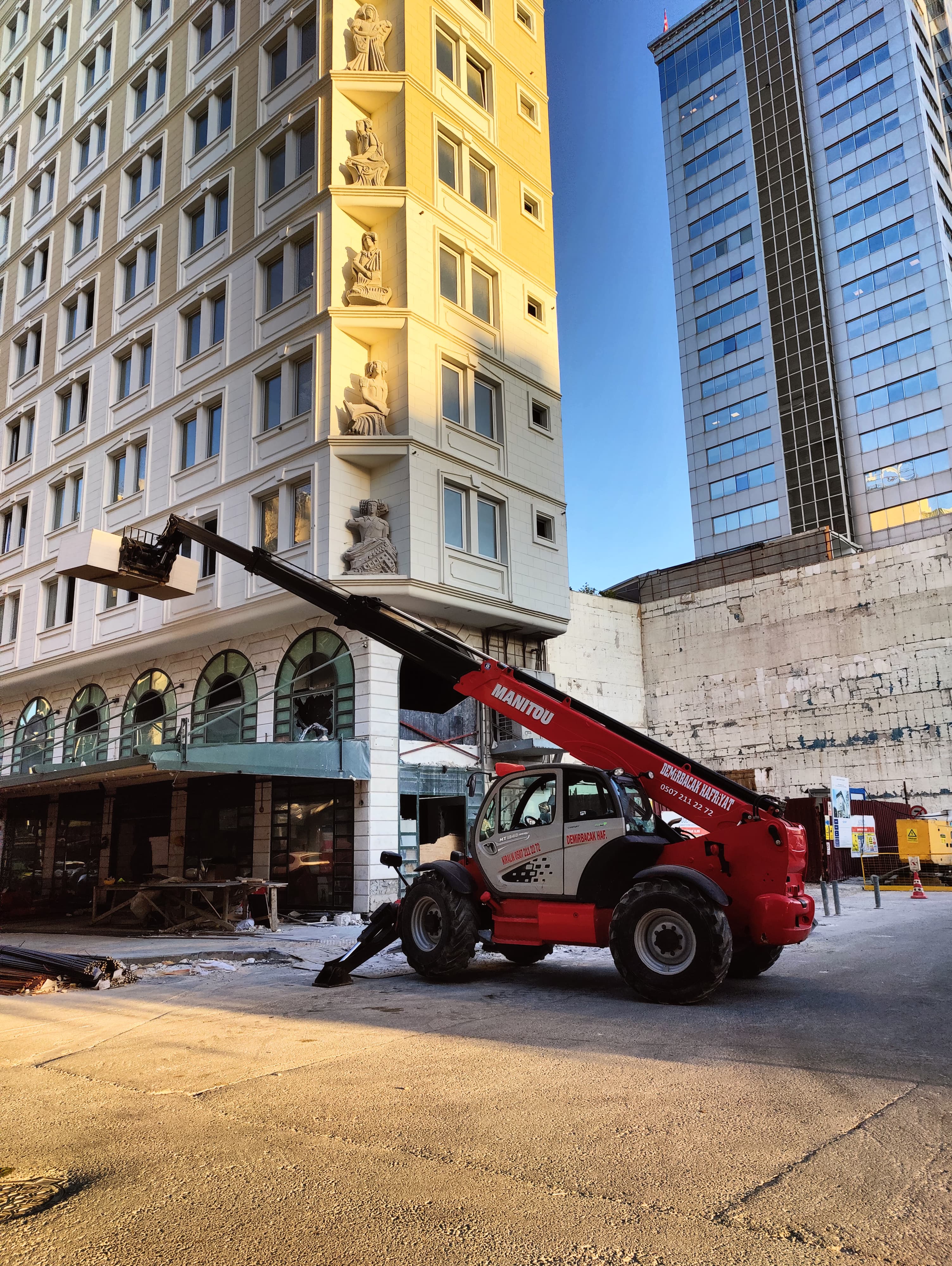 İzmir Manitou kiralama forklift uygulaması 1